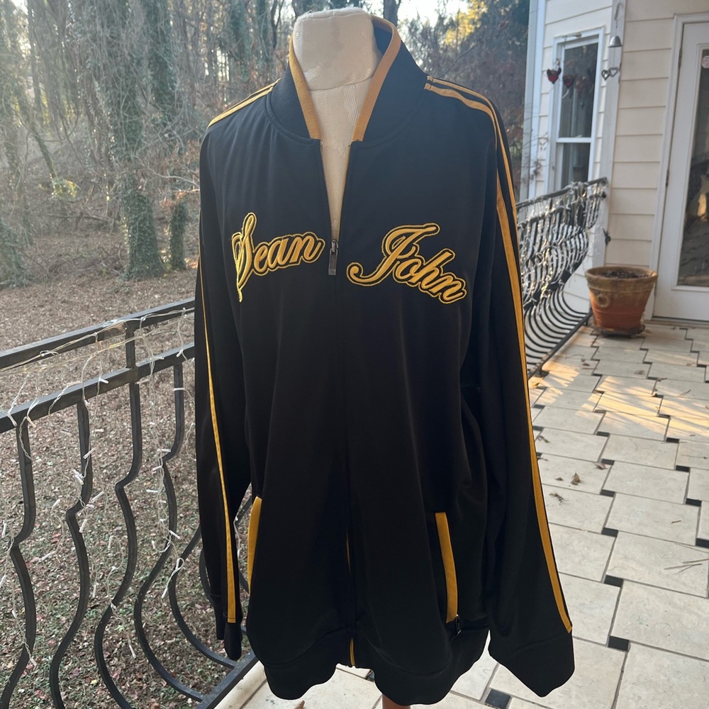 Sean John Varsity Jacket in Black and Yellow. XXL